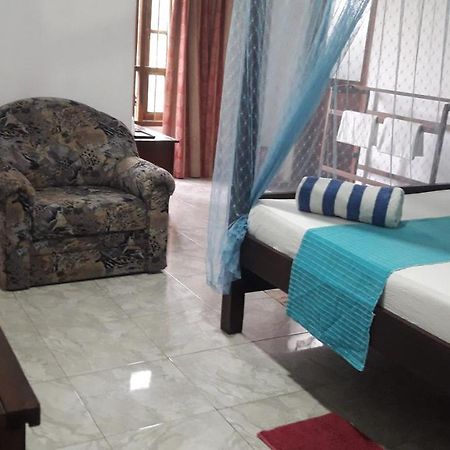 Appartamento Sea Front Hikkaduwa Esterno foto