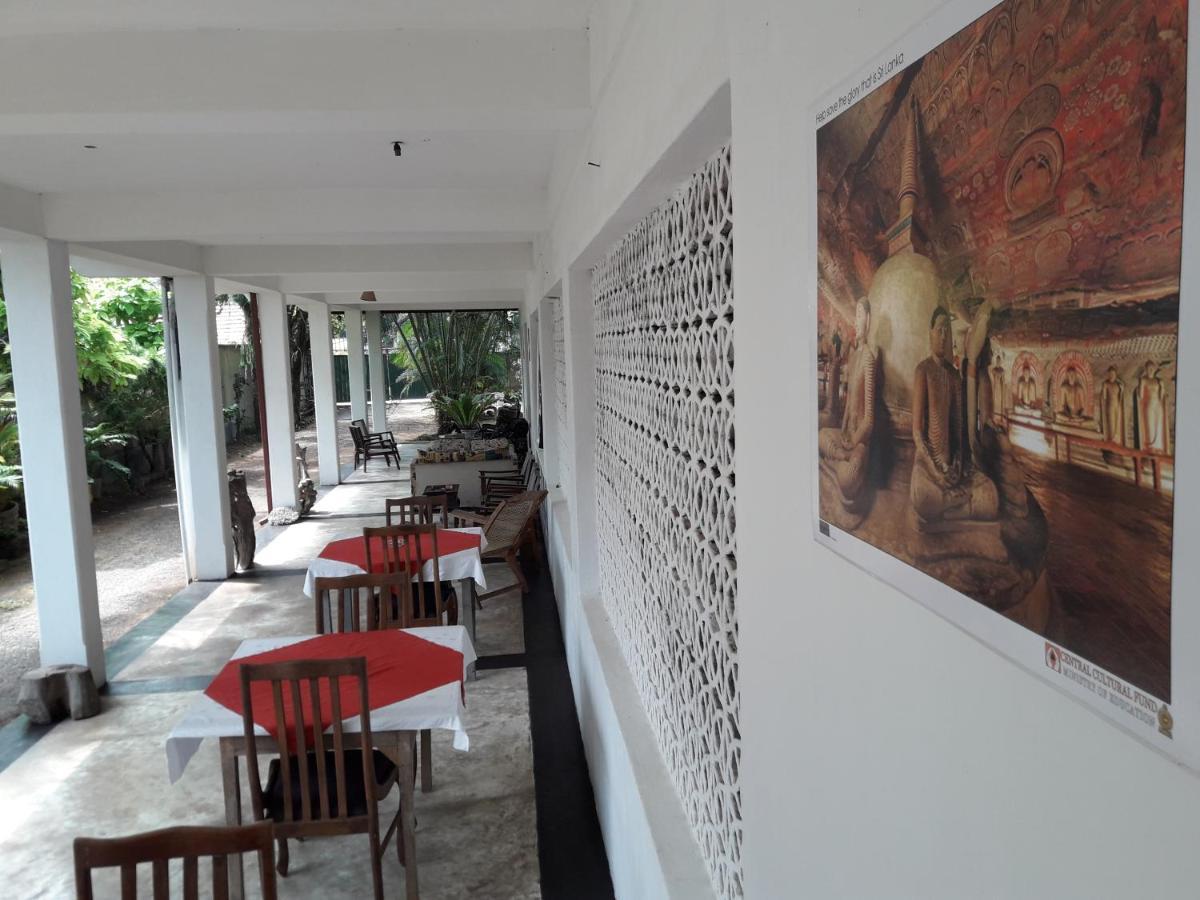 Appartamento Sea Front Hikkaduwa Esterno foto