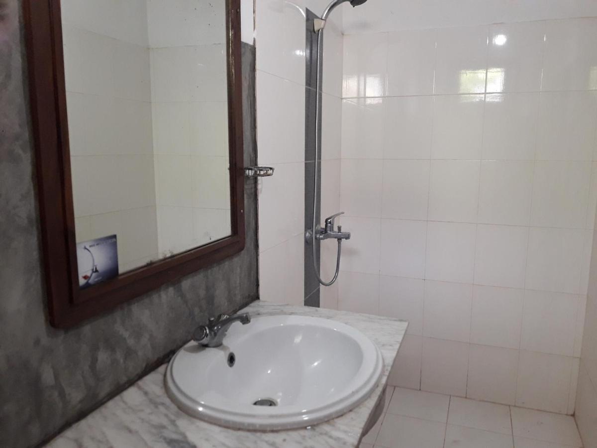 Appartamento Sea Front Hikkaduwa Esterno foto