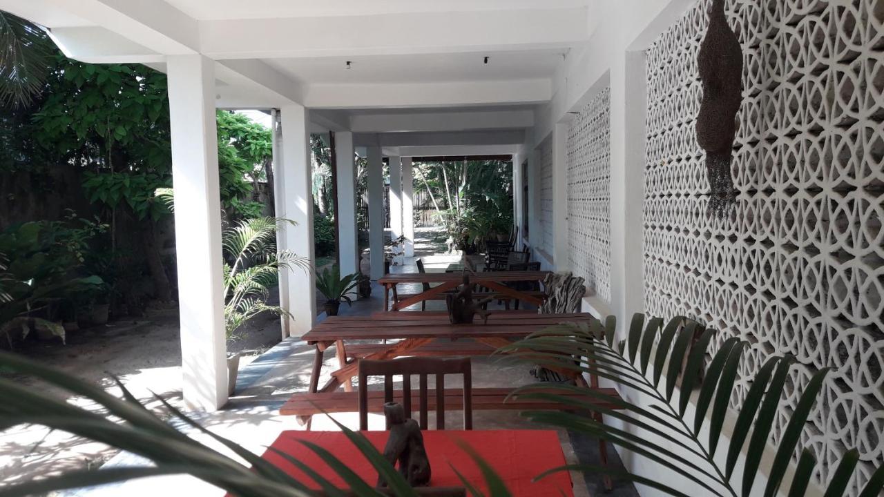 Appartamento Sea Front Hikkaduwa Esterno foto