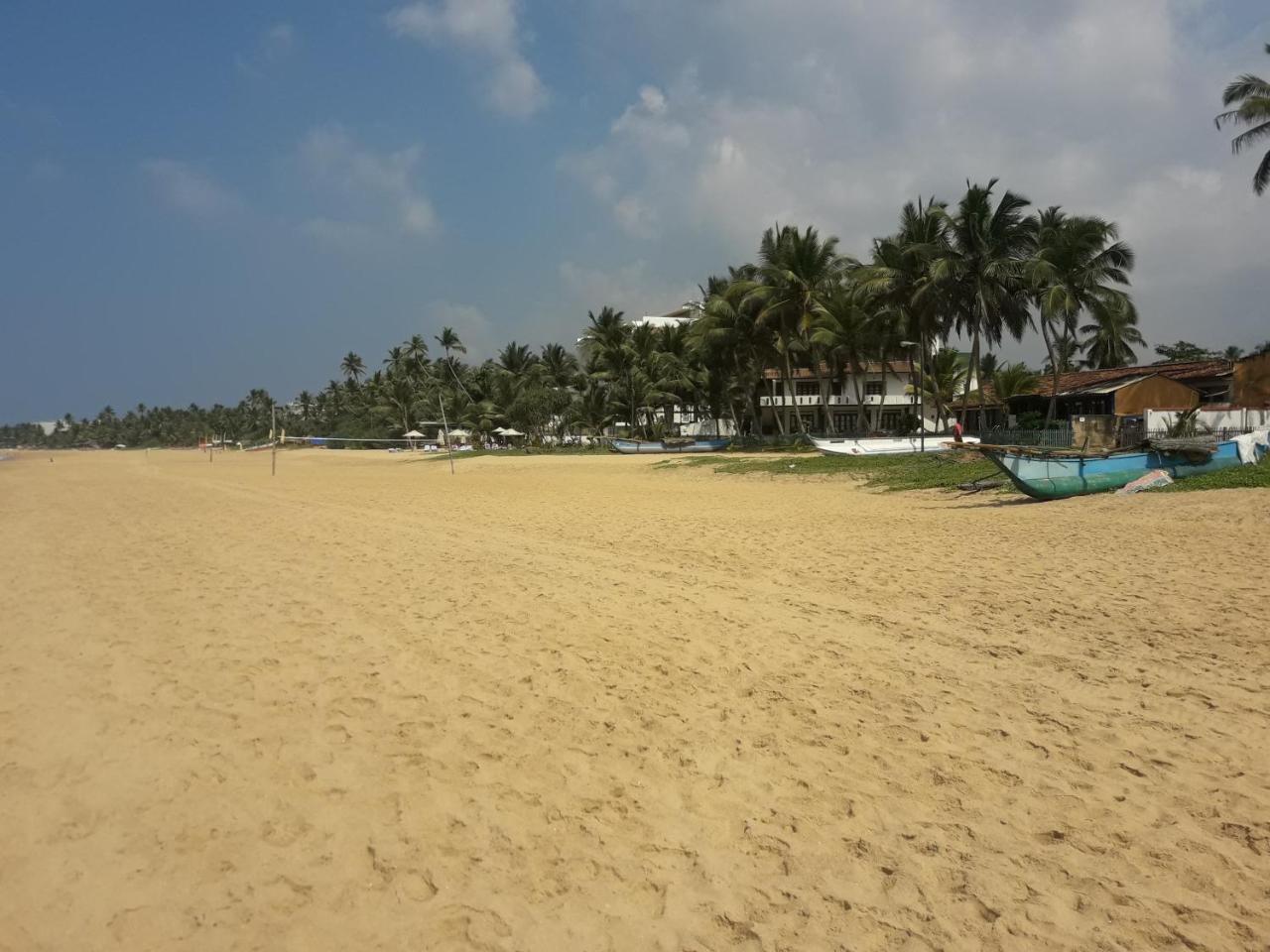 Appartamento Sea Front Hikkaduwa Esterno foto